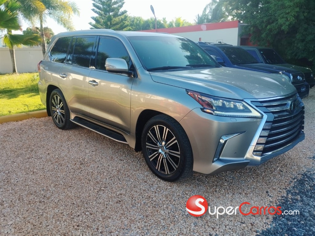 2019 Lexus GX 570 — foto 12 / 12