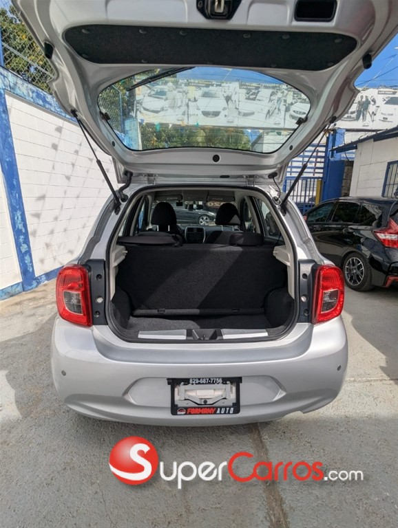 2020 Nissan March — foto 11 / 11