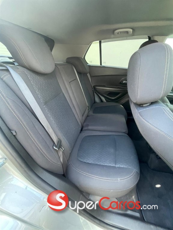 2020 Chevrolet Trax LT — foto 8 / 12