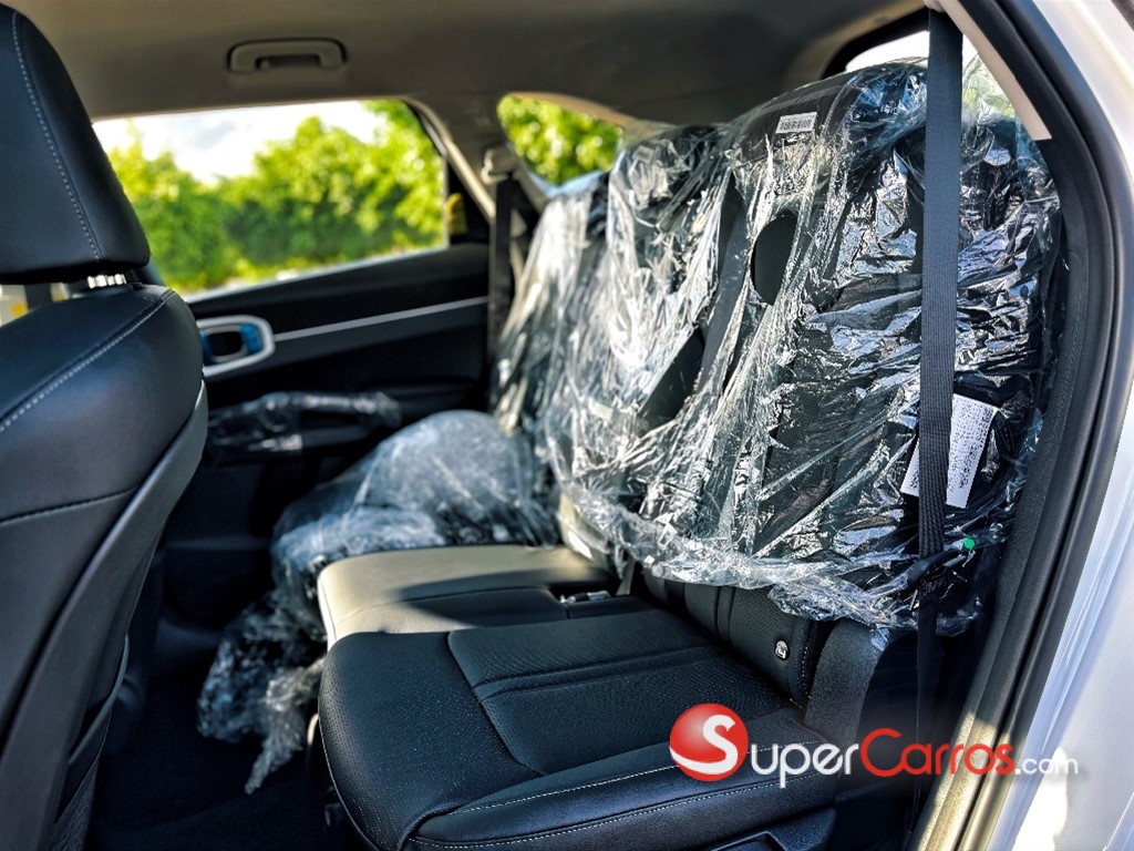 2026 Kia Sorento Luxury — foto 8 / 12