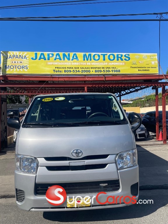 2020 Toyota Hiace — foto 9 / 11