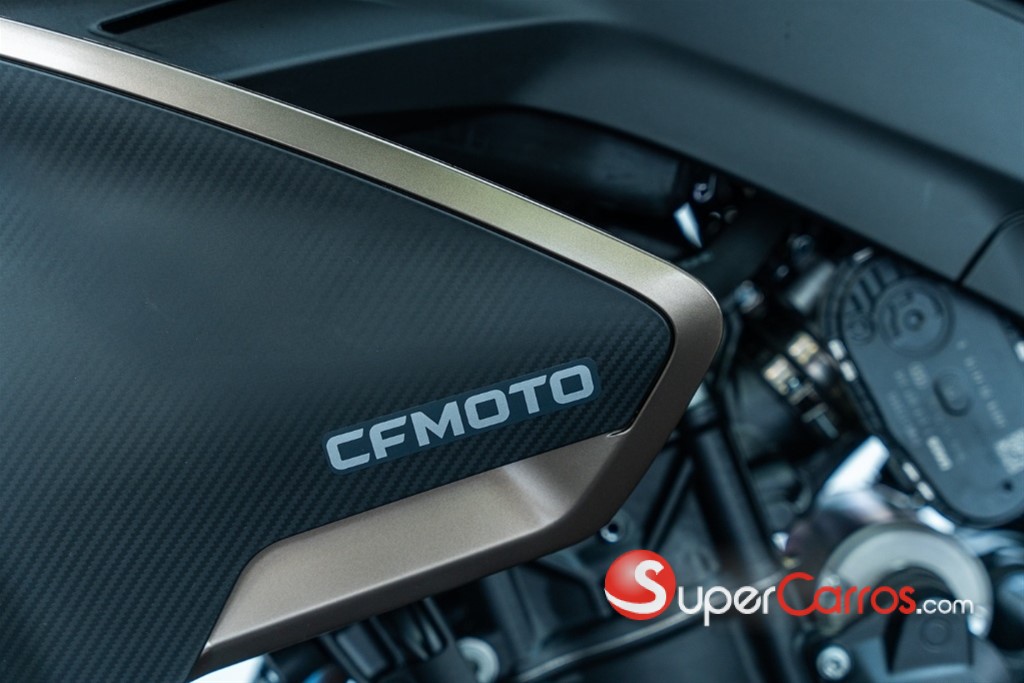 2026 CF Moto NK — foto 7 / 12
