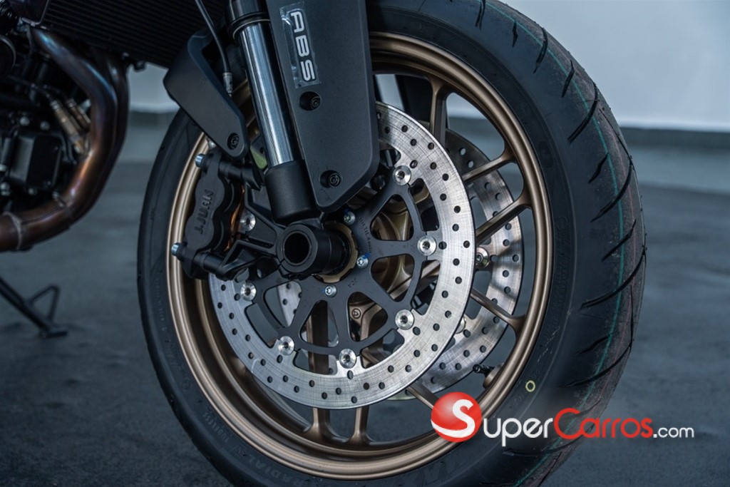 2026 CF Moto NK — foto 11 / 12
