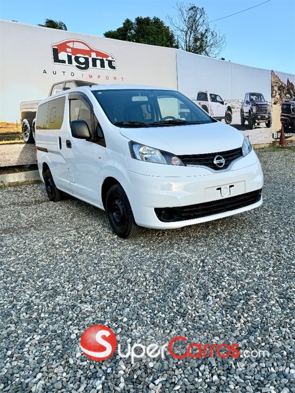 2020 Nissan NV 200