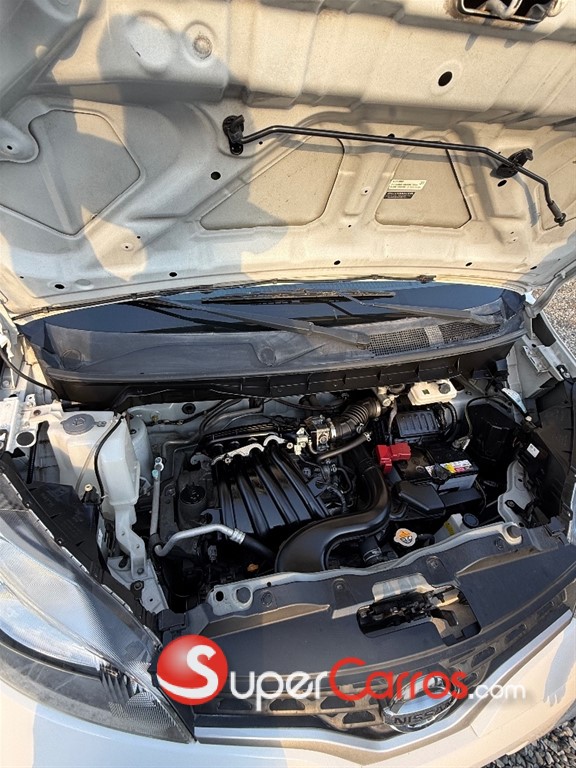 2020 Nissan NV 200 — foto 8 / 9