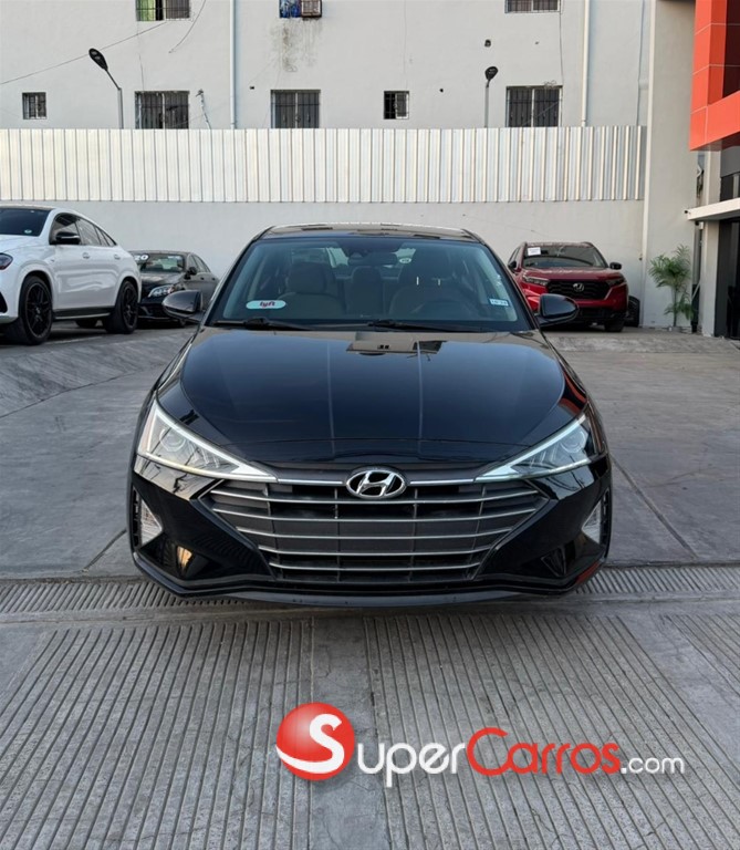 2020 Hyundai Elantra SE — foto 10 / 10