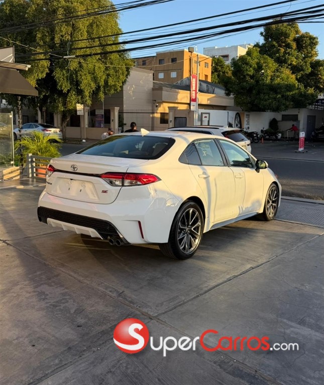 2020 Toyota Corolla SE — foto 7 / 10