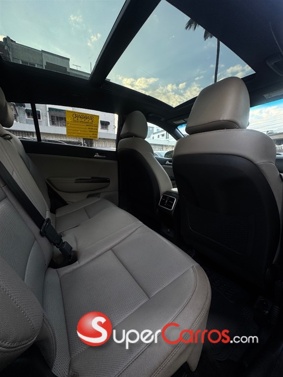 2020 Kia Sportage S — foto 8 / 10