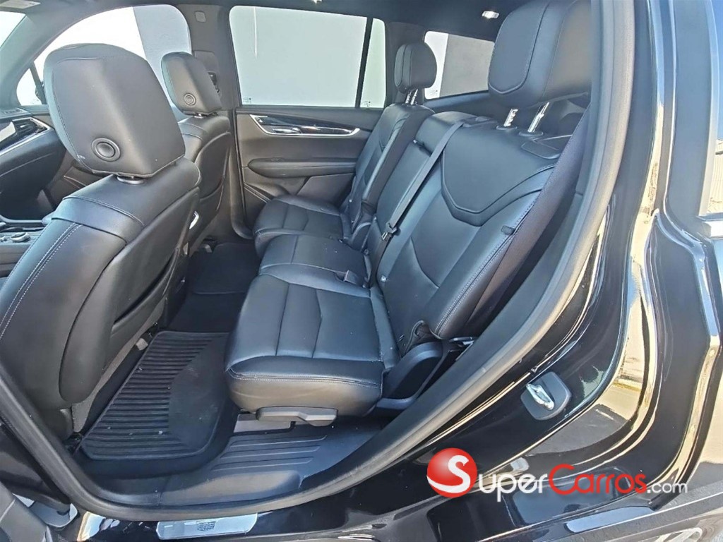 2020 Cadillac XT6 — foto 2 / 7