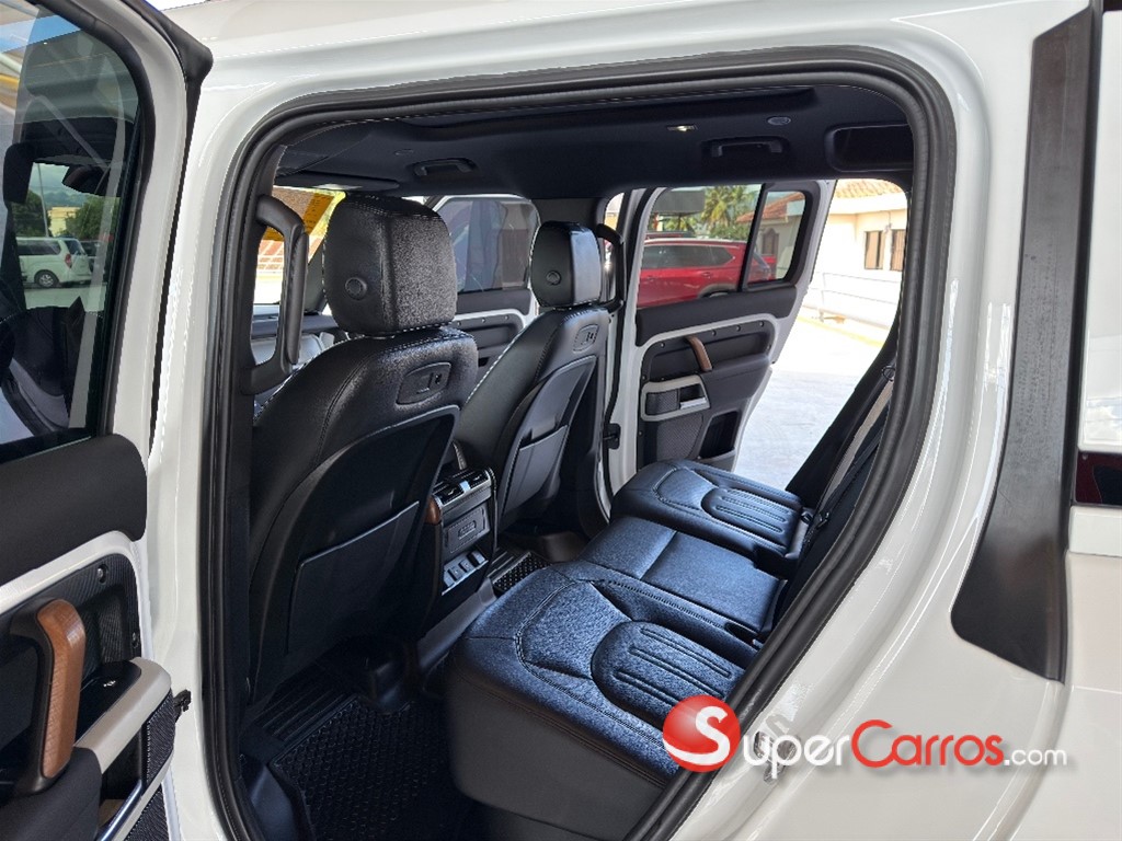2022 Land Rover Defender 110 SE — foto 12 / 12