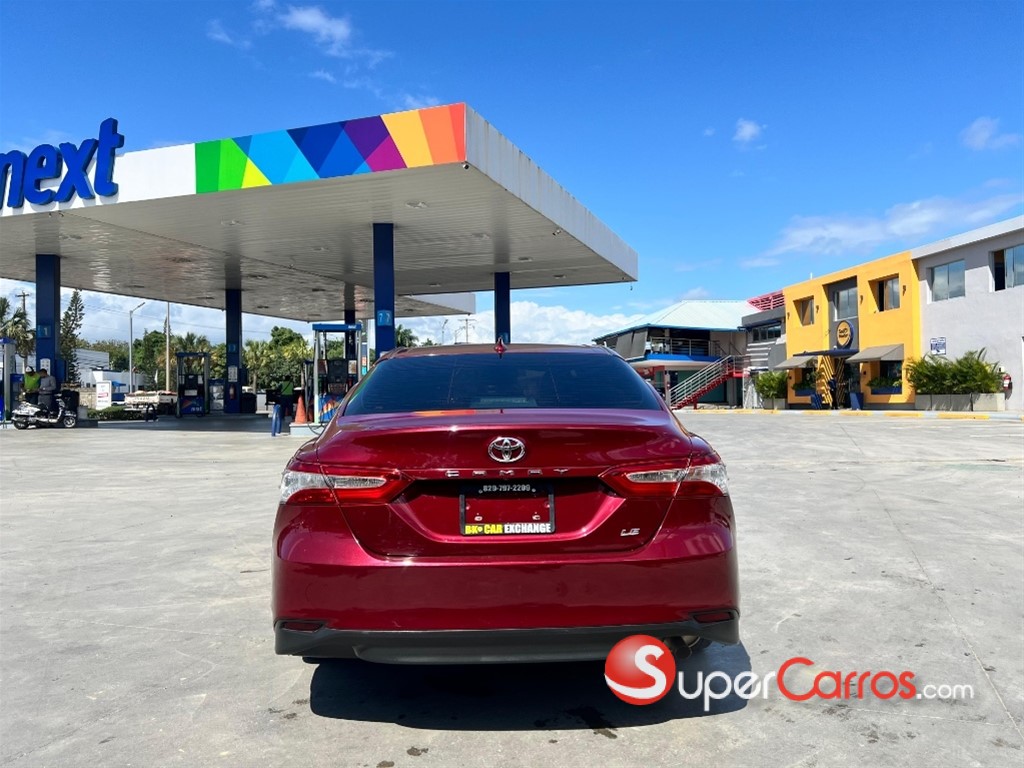 2019 Toyota Camry LE — foto 4 / 10