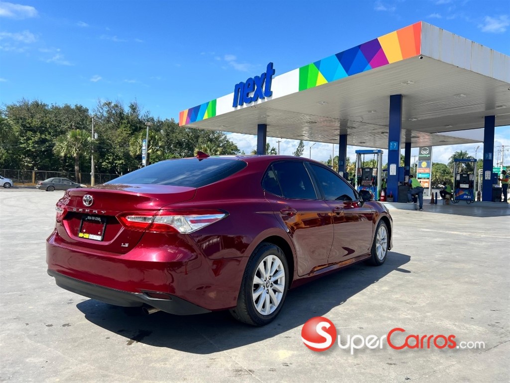 2019 Toyota Camry LE — foto 5 / 10