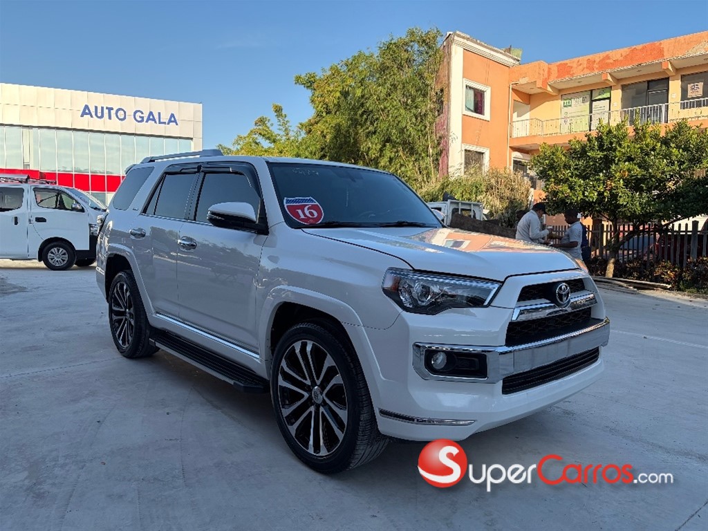 2016 Toyota 4 Runner Limited