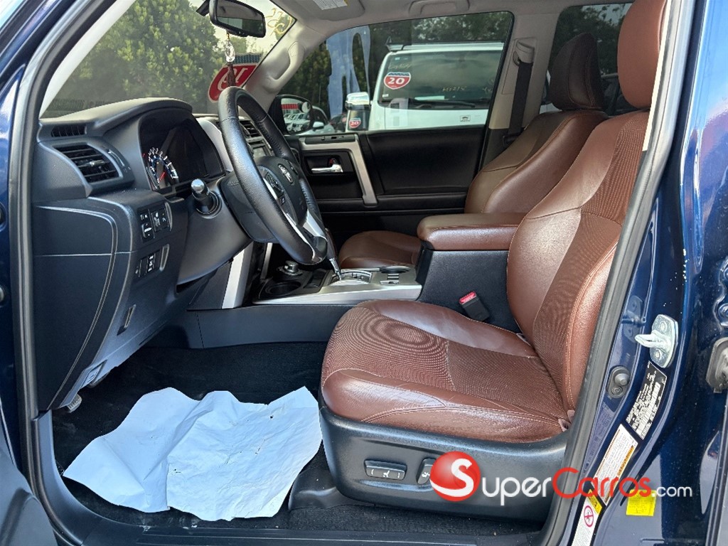 2019 Toyota 4 Runner Limited — foto 8 / 9