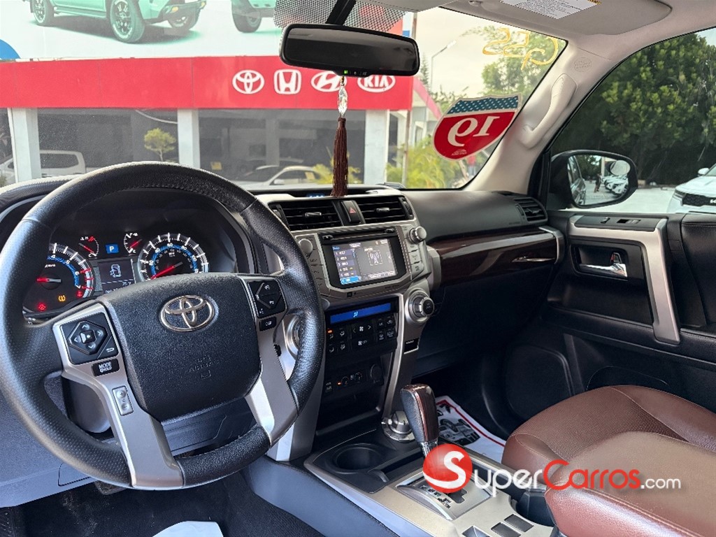 2019 Toyota 4 Runner Limited — foto 9 / 9