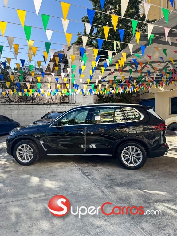 2026 BMW X 5 XDRIVE 30D — foto 9 / 11