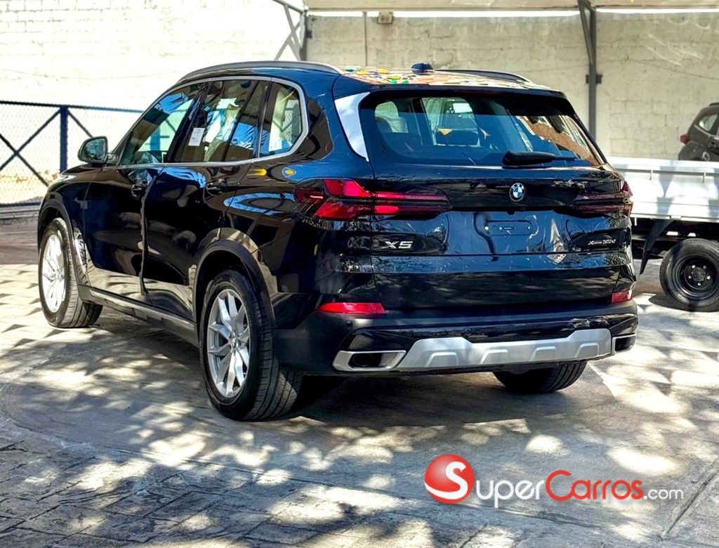 2026 BMW X 5 XDRIVE 30D — foto 10 / 11