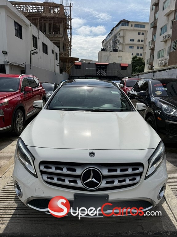 2020 Mercedes-Benz Clase GLA 250 4 Matic — foto 2 / 7