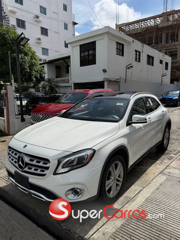 2020 Mercedes-Benz Clase GLA 250 4 Matic — foto 3 / 7