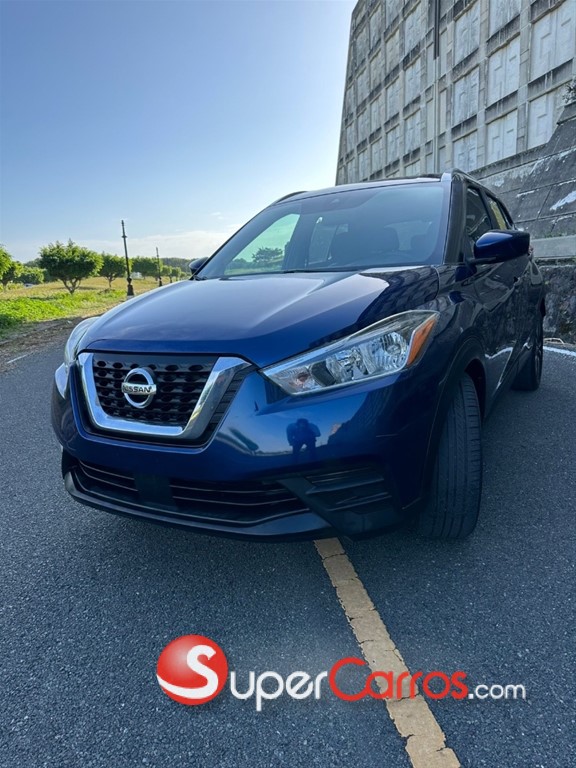 2020 Nissan Kicks SV — foto 2 / 12