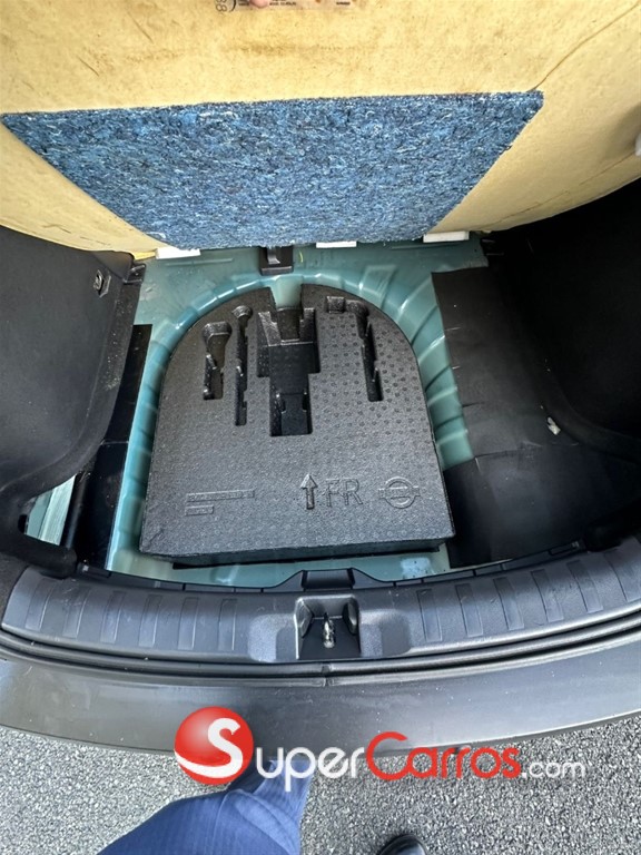 2020 Nissan Kicks SV — foto 8 / 12