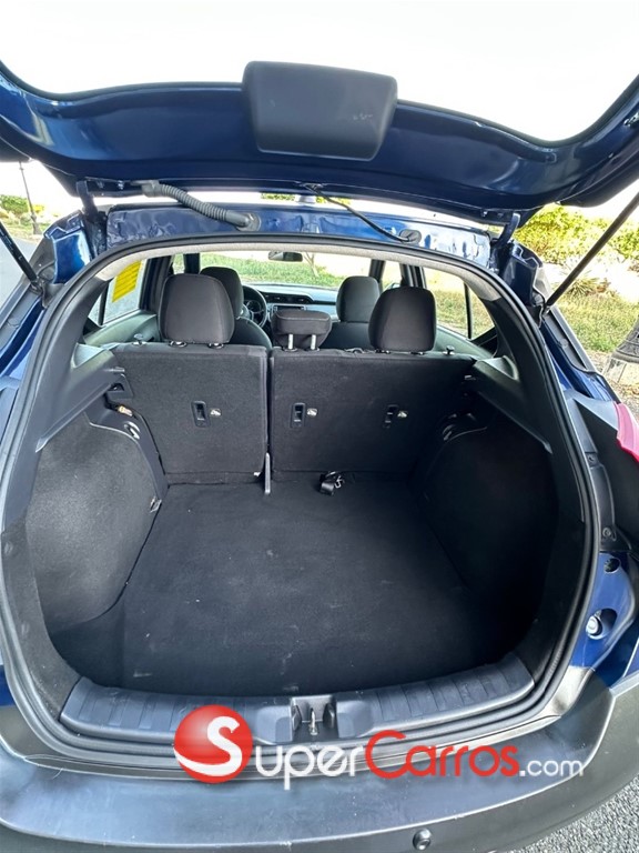 2020 Nissan Kicks SV — foto 12 / 12