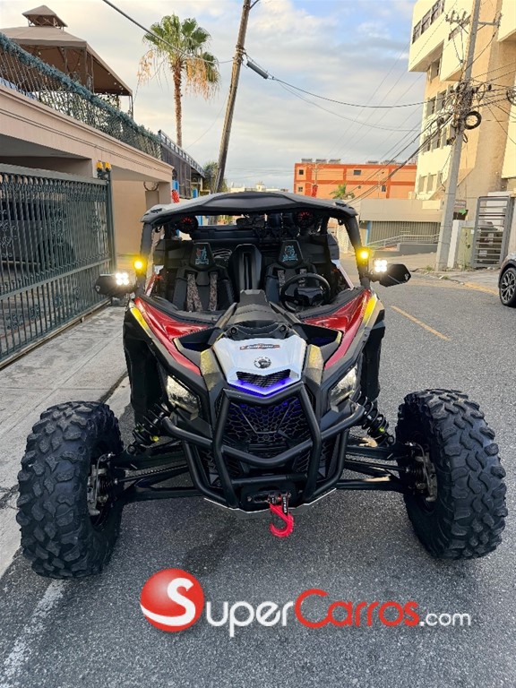2024 Can Am Maverick X3 RS Turbo R — foto 2 / 12