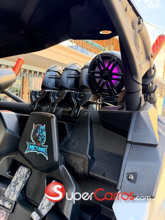 2024 Can Am Maverick X3 RS Turbo R — foto 10 / 12