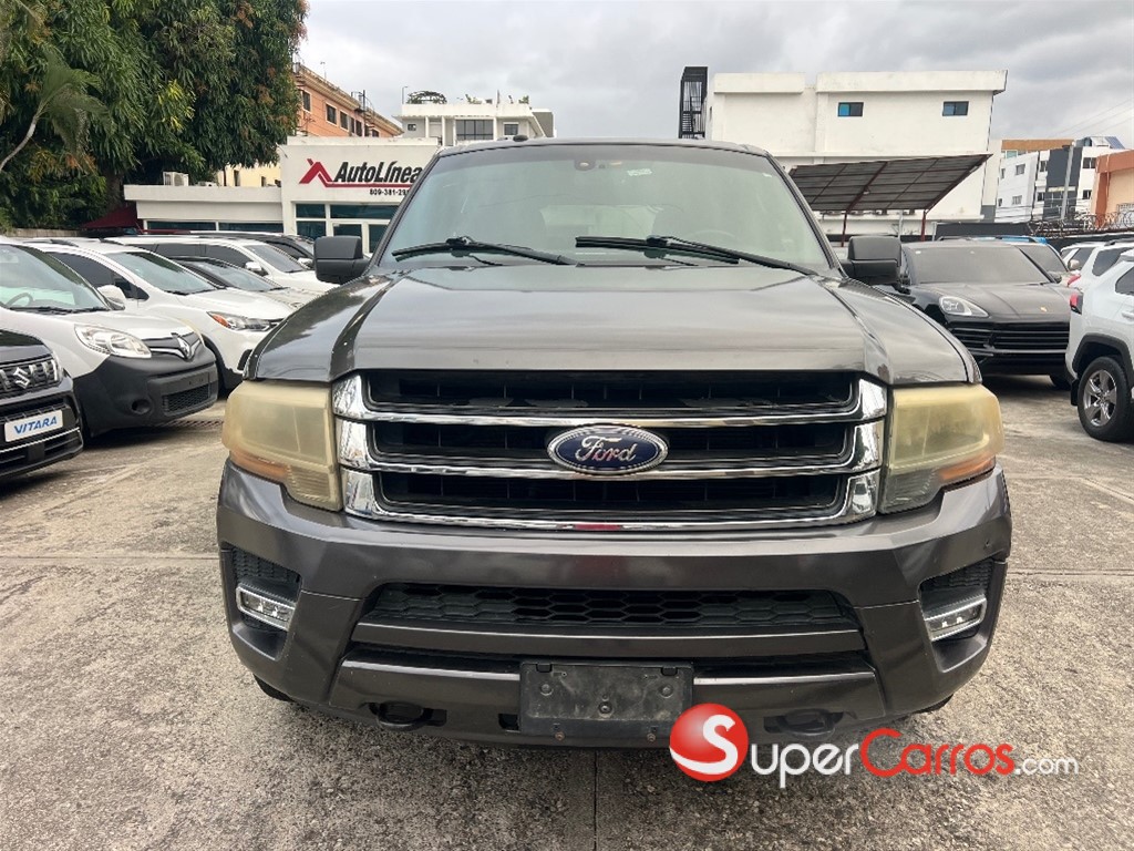 2017 Ford Expedition XLT — foto 2 / 12