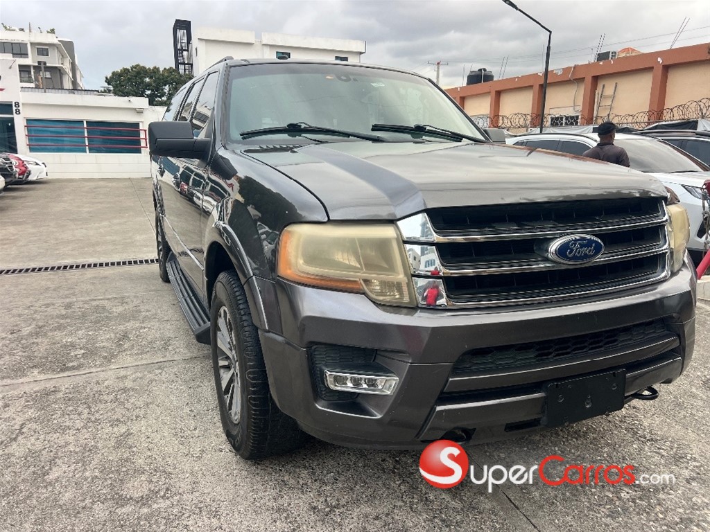 2017 Ford Expedition XLT — foto 3 / 12