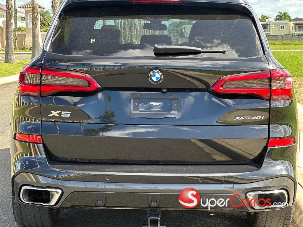 2020 BMW X 5 40i — foto 5 / 12