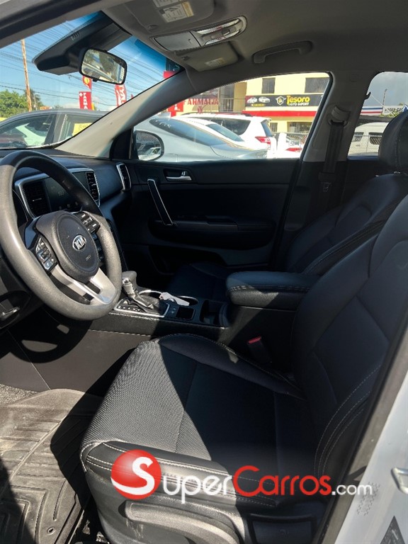 2022 Kia Sportage LX — foto 9 / 11