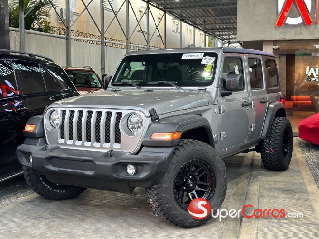 2020 Jeep Wrangler Sport — foto 2 / 12