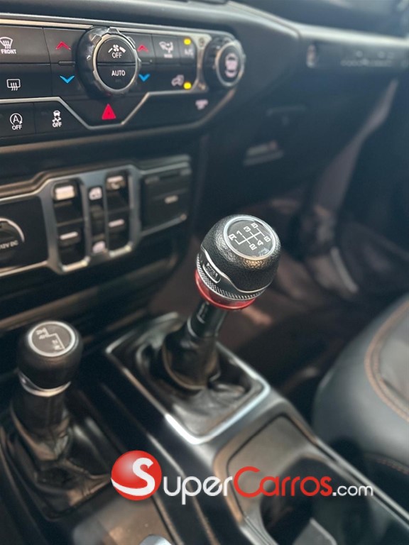 2020 Jeep Wrangler Sport — foto 9 / 12