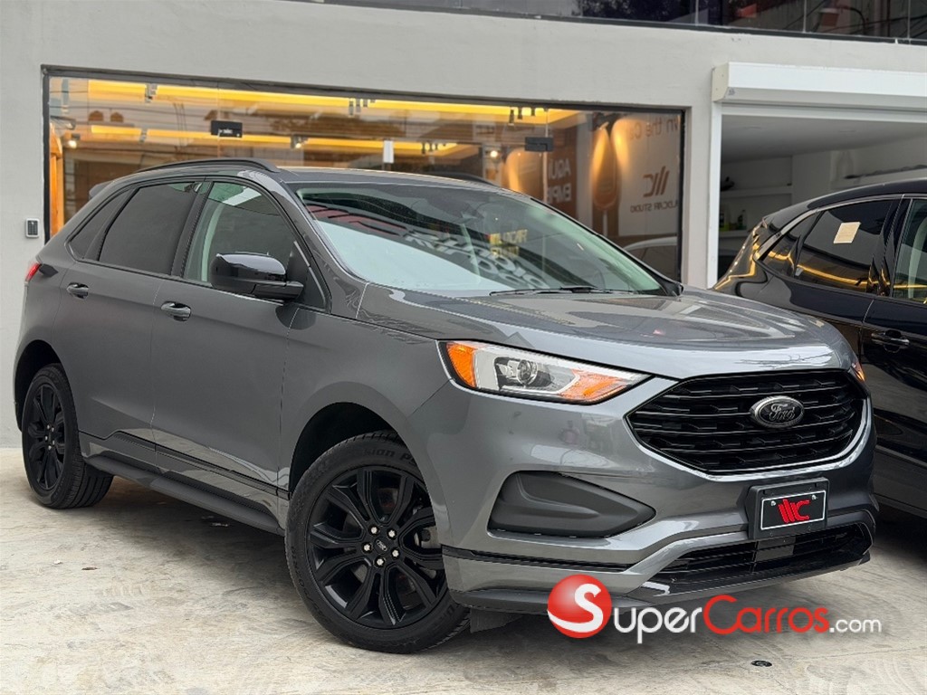 2022 Ford EDGE SE