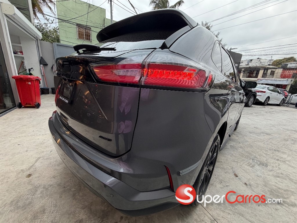2022 Ford EDGE SE — foto 6 / 12