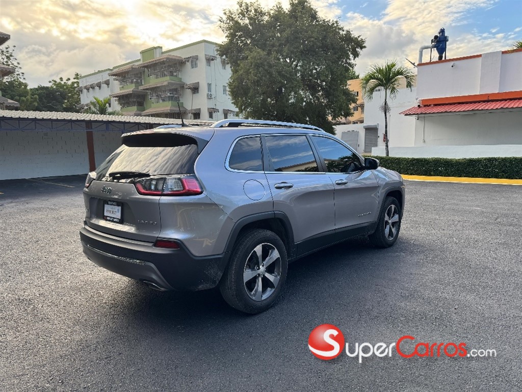 2020 Jeep Cherokee Limited — foto 3 / 9
