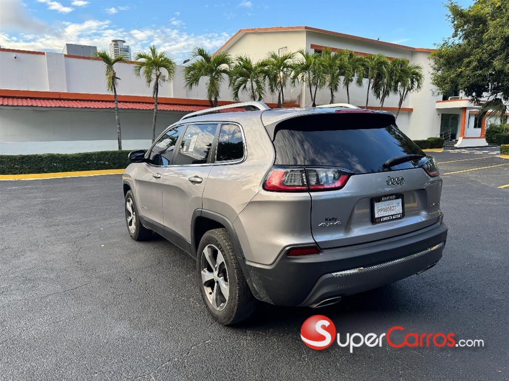 2020 Jeep Cherokee Limited — foto 4 / 9