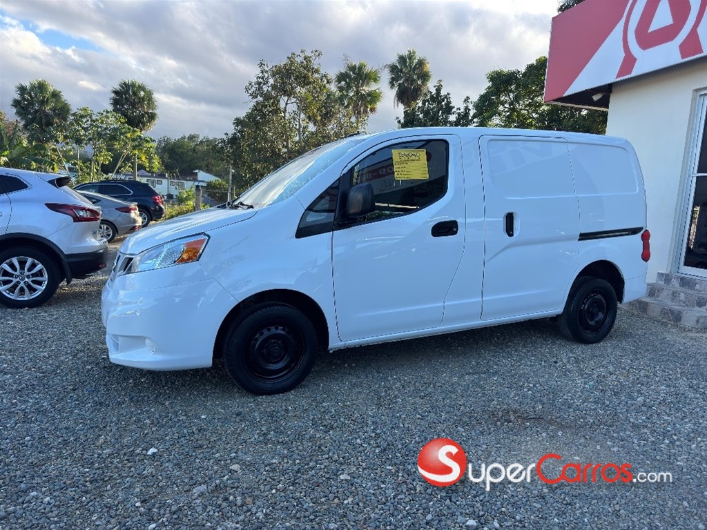 2020 Nissan NV 200 — foto 2 / 7