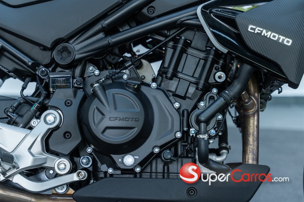 2026 CF Moto NK — foto 3 / 12