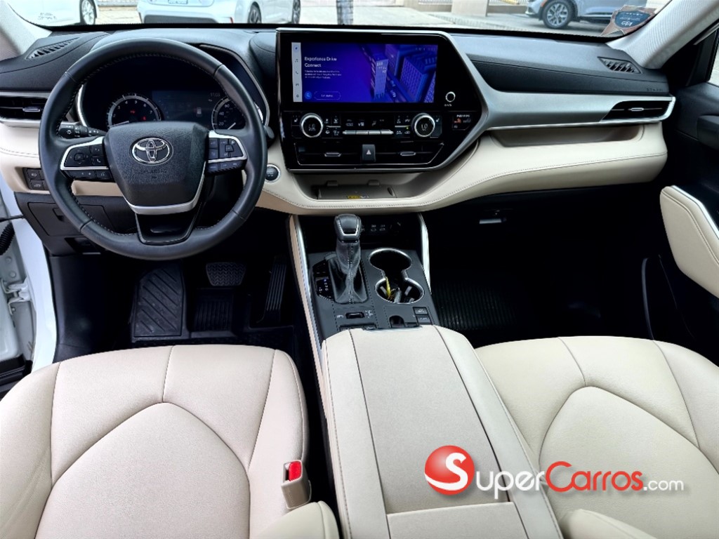 2024 Toyota Highlander XLE — foto 8 / 12