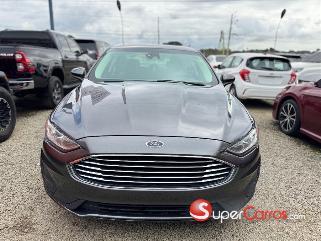 2020 Ford Fusion SE — foto 3 / 12