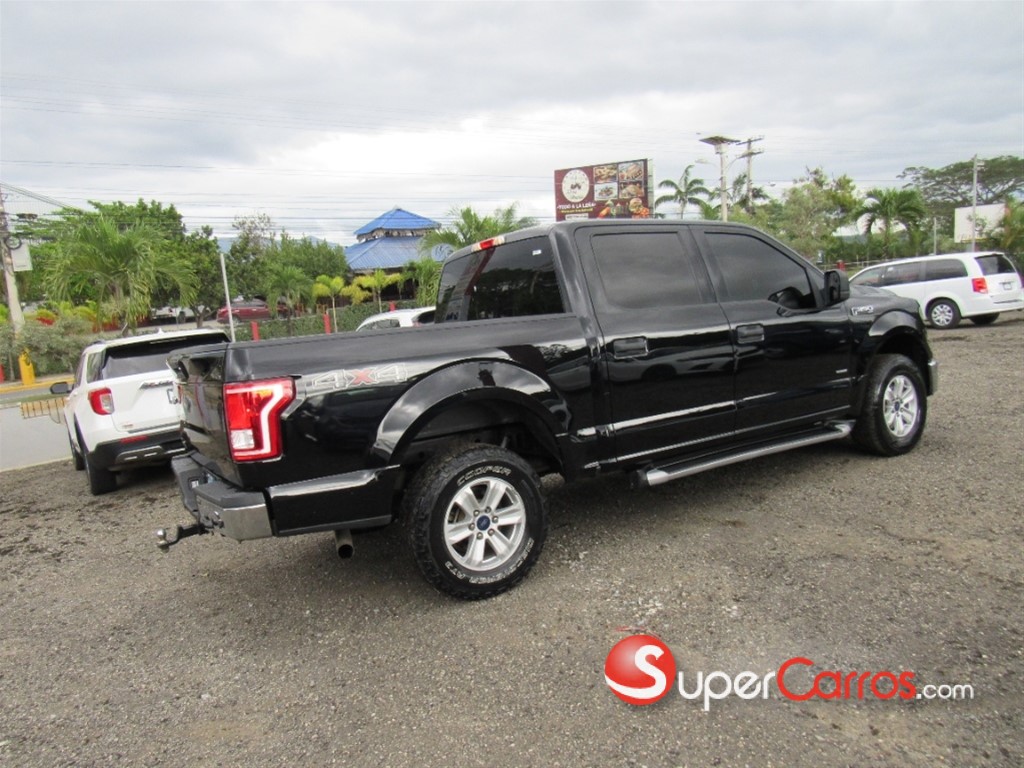 2017 Ford F 150 XLT ECOBOOST — foto 4 / 12