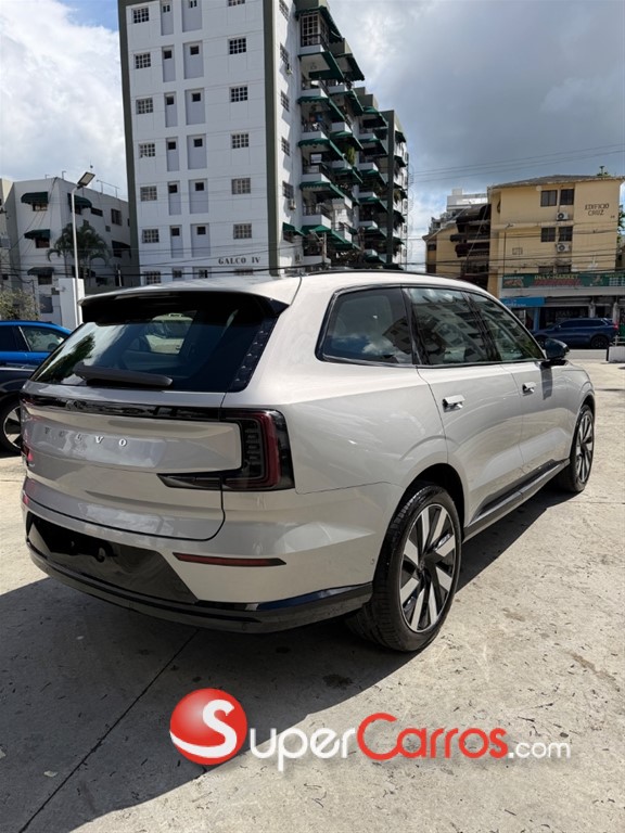 2025 Volvo EX90 Plus — foto 5 / 11