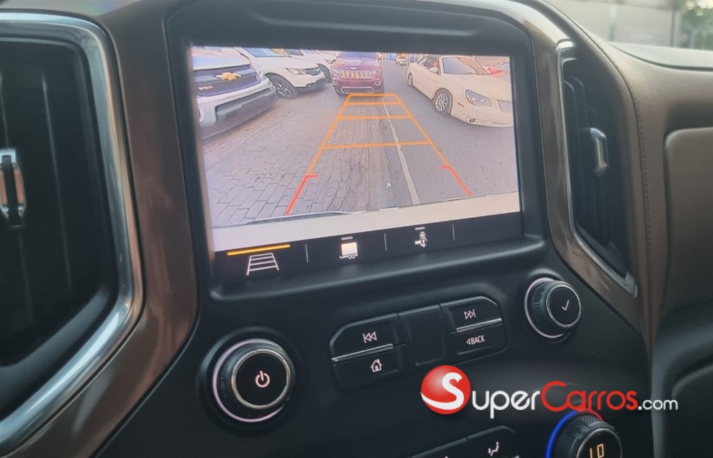 2019 Chevrolet Silverado High Country — foto 8 / 8