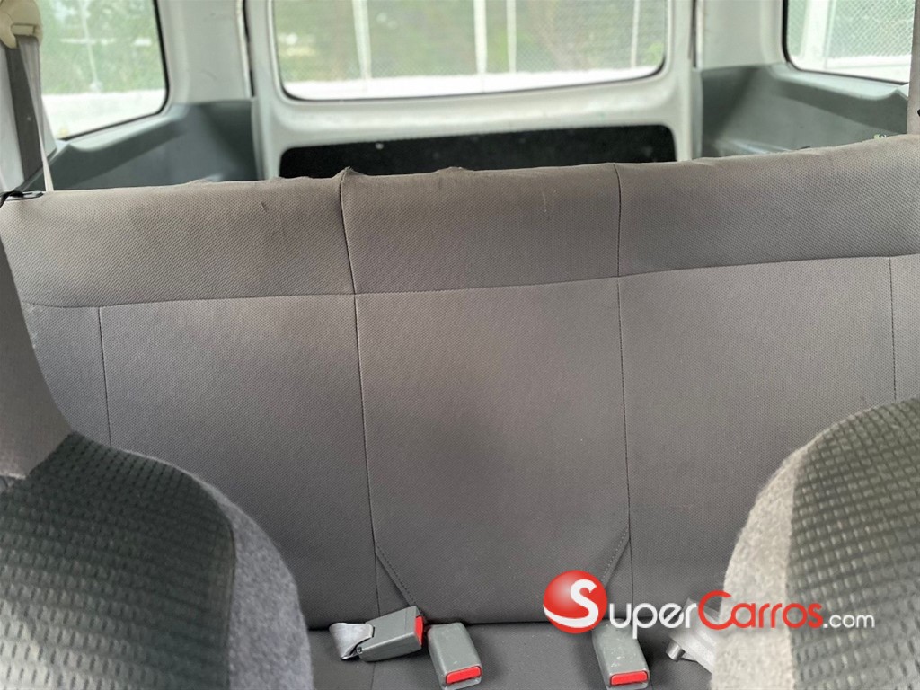 2018 Nissan NV 150 — foto 8 / 8