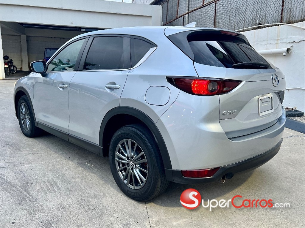2021 Mazda CX-5 Touring — foto 4 / 11