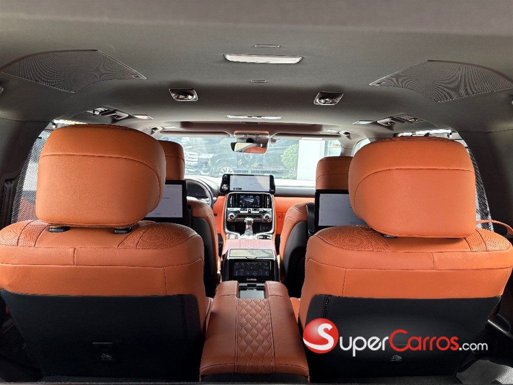 2024 Lexus LX 600 VIP — foto 8 / 10