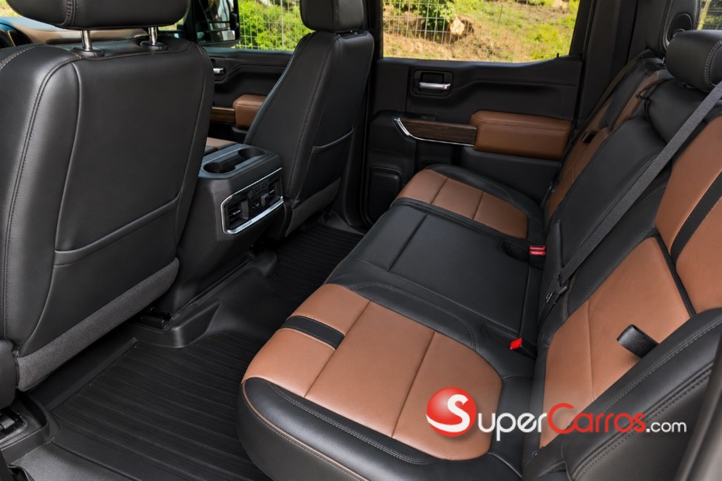 2021 Chevrolet Silverado High Country — foto 6 / 10
