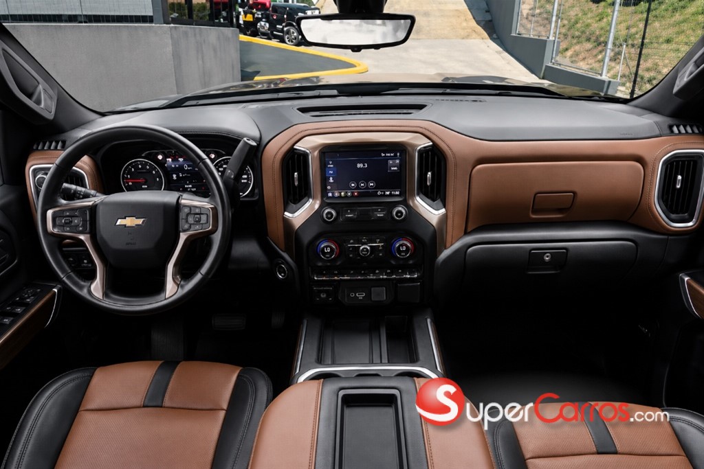 2021 Chevrolet Silverado High Country — foto 7 / 10